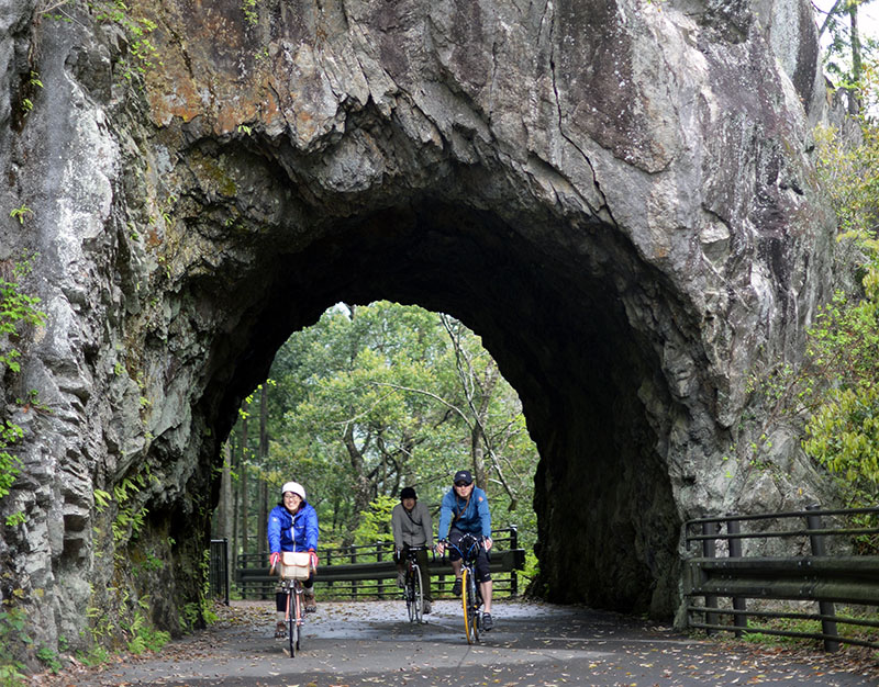 tunnel