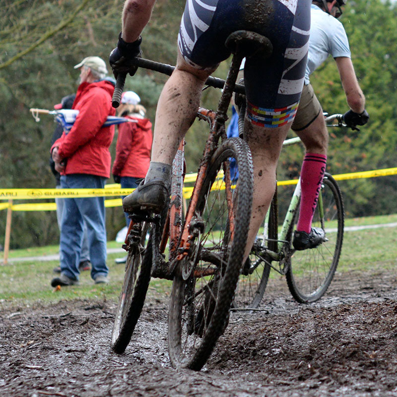 700 x 38c cyclocross tires