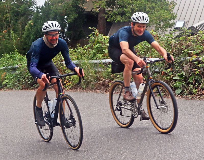 Bikes with outlet skinny tires
