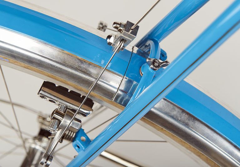 cantilever brake cable guide